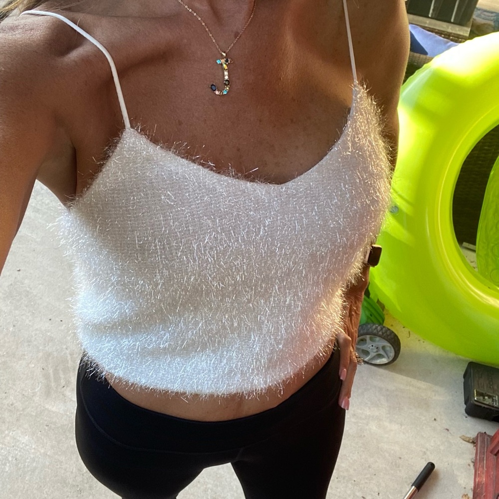 Casting LA Fuzzy Crop Top Cami Size Large